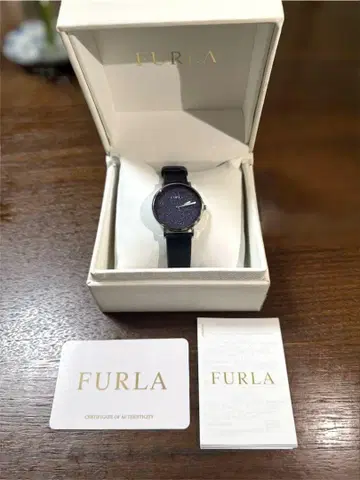 FURLA 훌라 네이비 가죽 글리터 다이얼 손목시계 박스 포함