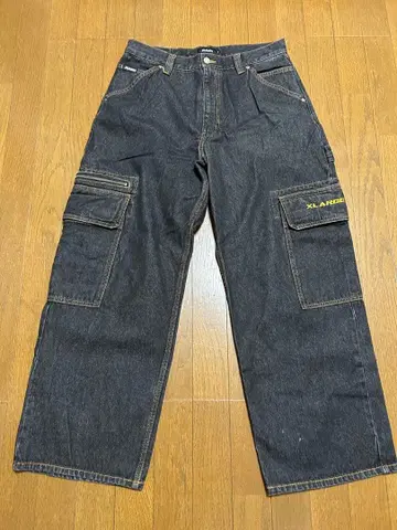 XLARGE 다크 데님 카고 팬츠