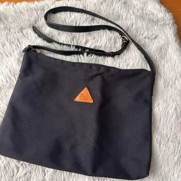 일비종떼 블랙 숄더백