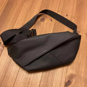세이파스 바디백
