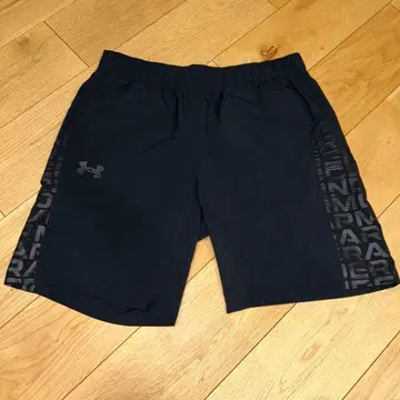 Under Armour 숏팬츠 XXL
