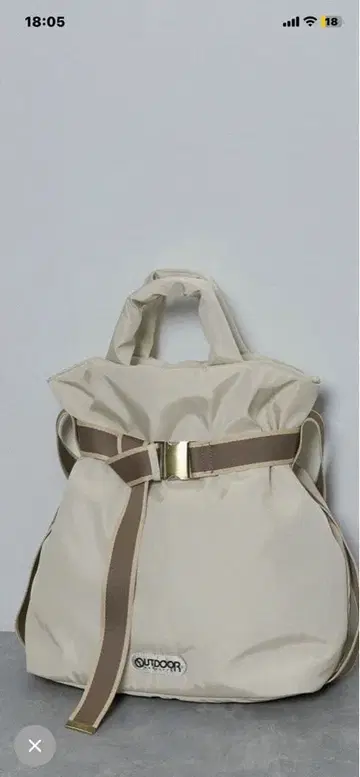 OUTDOOR PRODUCTS 베이지 숄더백