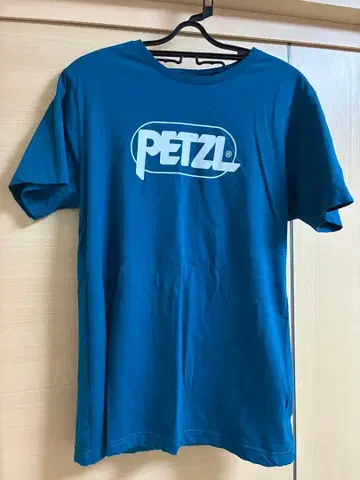 PETZL 로고 티셔츠 M 사이즈 파랑