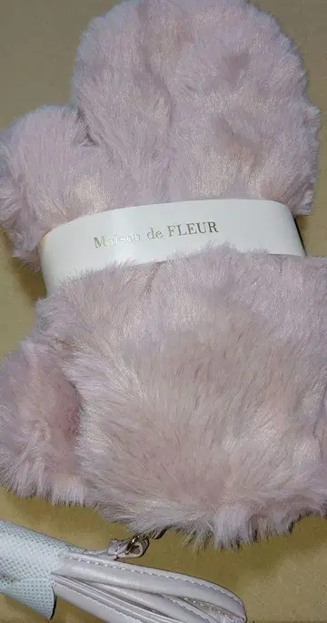 메종 드 플뢰르 코드 퍼 미튼 핑크 메종 드 플뢰르