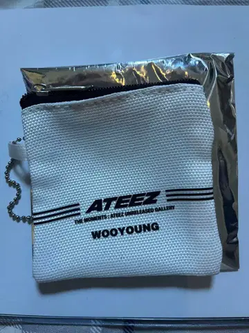 ATEEZ 우영 팝업 코인 케이스