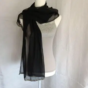 비침이 있는 양 끝에 비즈가 달린 블랙 대형 스톨