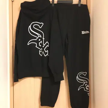 새상품 MLB 화이트삭스 SOX 맨투맨 후드티 팬츠 상하의 세트