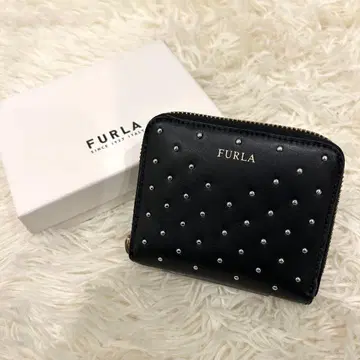 컨디션 최상 훌라 FURLA 접이식 지갑 스터드 박스 포함 블랙