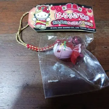 헬로키티 HELLO KITTY 아오모리 한정판 네부타 버전 금붕어 스트랩