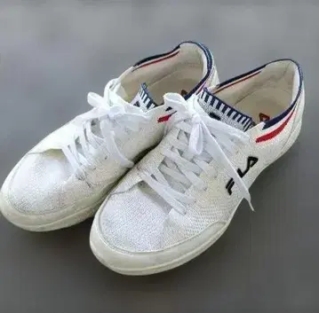FILA 스니커즈 화이트