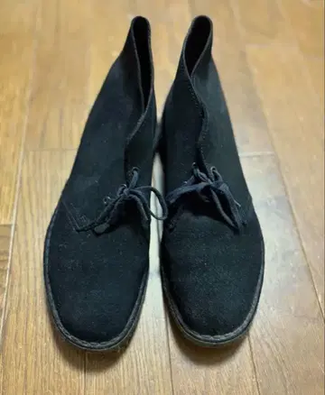 Clarks 스웨이드 하이컷 부츠