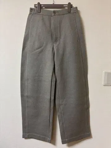 [ 새상품급 ] 와이드핏 커브 저지 팬츠 베이지 L
