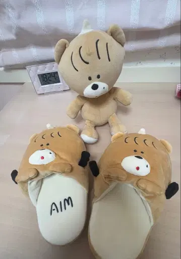 아이묭 곰 AIM 한정판 봉제 인형 슬리퍼 묶음 판매