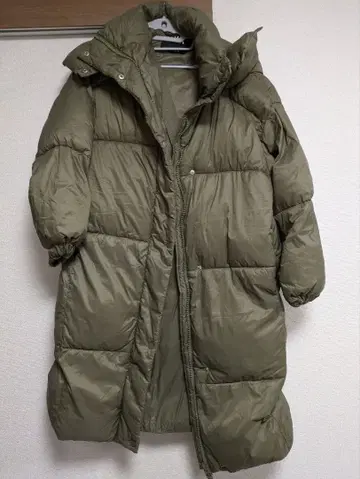 ZARA 후드 부착 올리브 그린 롱 다운 자켓