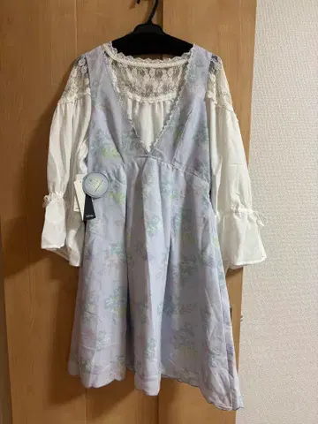 axes femme 신데렐라 콜라보 원피스 & 블라우스 세트