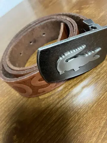 Lacoste 브라운 가죽 벨트
