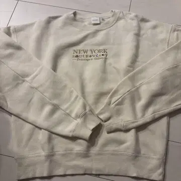MOUSSY 맨투맨