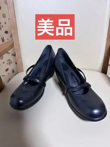 [ 새상품급 ] RegeA 블랙 스트랩 펌프스