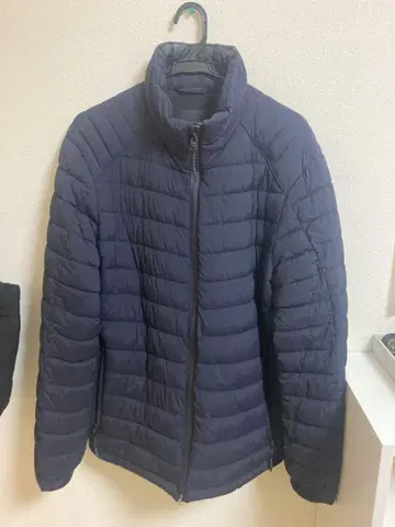네이비 퀼팅 다운 자켓