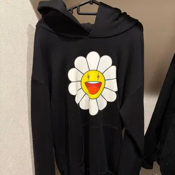 카이카이키키 블랙 후드티 M