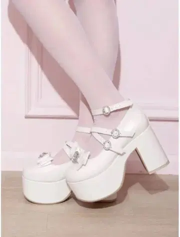 노에미 NOEMIE 아가씨 2way 더블 스트랩 펌프스 (화이트)