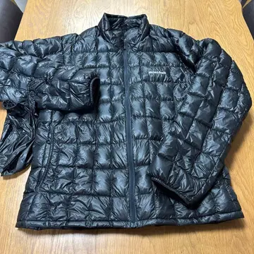 몽벨 블랙 다운 자켓 XL 1000 필파워