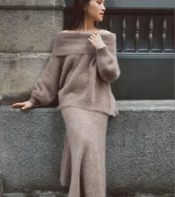 상하의 세트 noble x laubeblanc 캐시미어 오프숄더 스커트