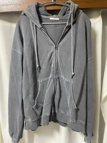 BAYFLOW 그레이 후드 부착 집업 후드티