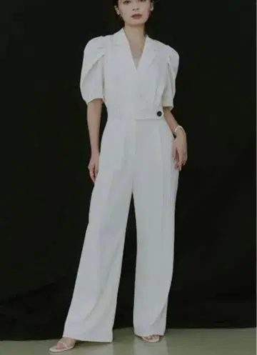 anuans 턱 슬리브 테일러드 올인원 아이보리