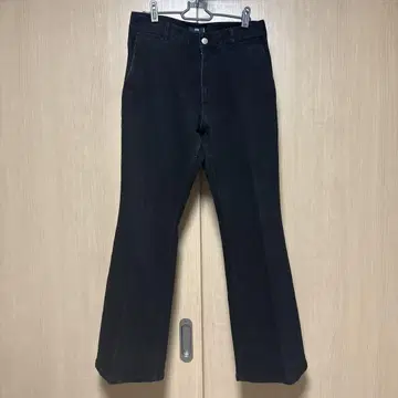 [ 새상품급 M ] HARE 플레어 데님 부츠컷 팬츠 블랙