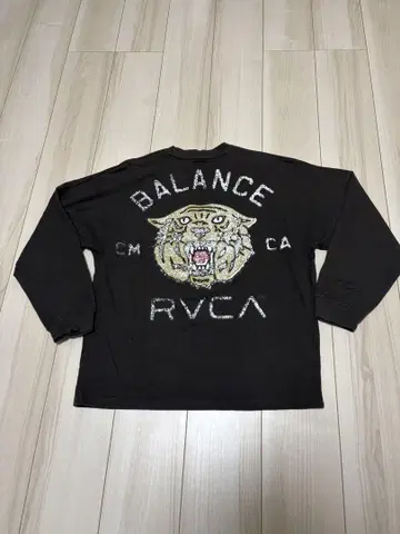 RVCA 루카 호랑이 타이거 롱티