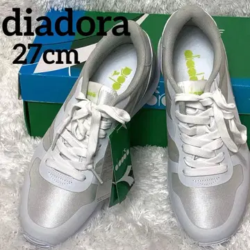 미사용 새상품 택 포함 diadora 디아도라 화이트 스니커즈 27cm