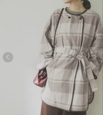 [ 미사용 새상품 ] 어반 리서치 라이트 멜톤 판초 IVO x BEG
