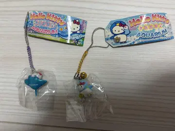 [ 세트 판매 ] 헬로키티 수족관 한정판 아쿠아리움 펭귄&가오리 스트랩