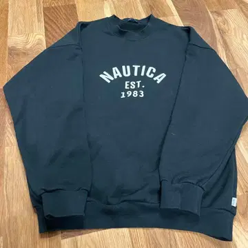 NAUTICA 블랙 맨투맨 M 사이즈