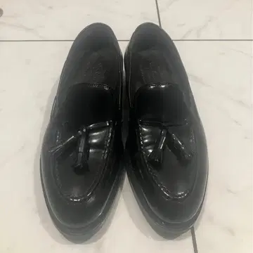 [ 시착만 ] 태슬 로퍼 블랙 잘란 스리와야