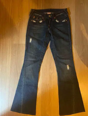TRUE RELIGION 조이 부츠컷 데님 플레어 데님
