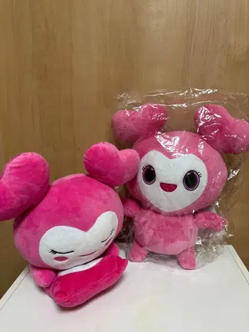 TWICE 러블리 봉제 인형 2개 세트
