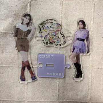 GENIC 우이 유라리 아크릴 스탠드
