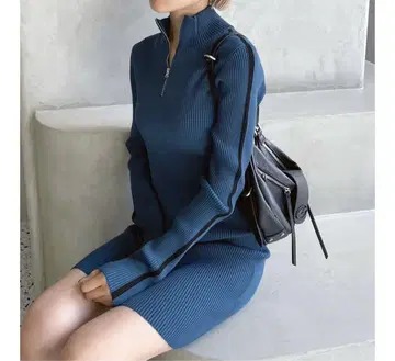 EMODA 하프 지퍼 리브 원피스 블루
