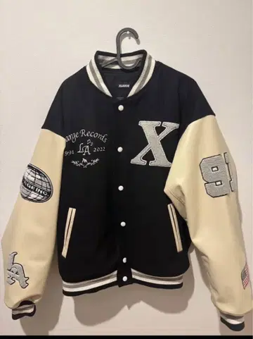 XLARGE 바시티 자켓 L 블랙 아이보리 아우터 자켓 겨울 의류