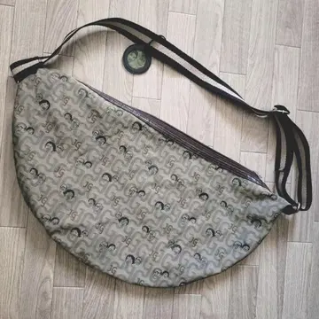 초레어 모델 Jack Gomme 얼굴 패턴 숄더백 대용량