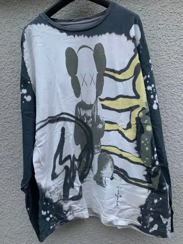 Cactus Jack x FRAGMENT DESIGN x KAWS Tee