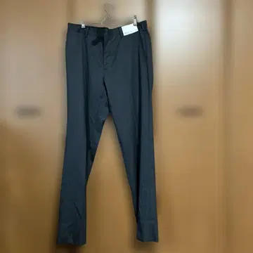 UNIQLO 스트레치 울 팬츠 다크 그레이 허리 88cm