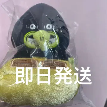 치이카와 (먼작귀) 데스크탑에서 지켜보는 봉제 인형 보물과 마녀