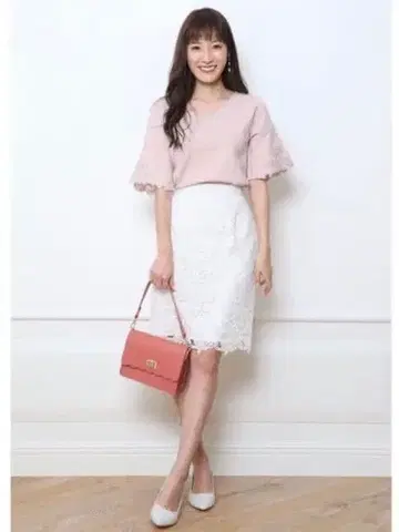대인기 아푸와이저 리셰 케미컬 레이스 타이트 스커트