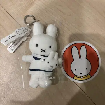 한국 부산 미피 카페 한정품 미피 자갈치 코스터 포함