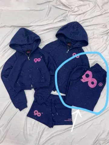9090 하의 네이비 컬러