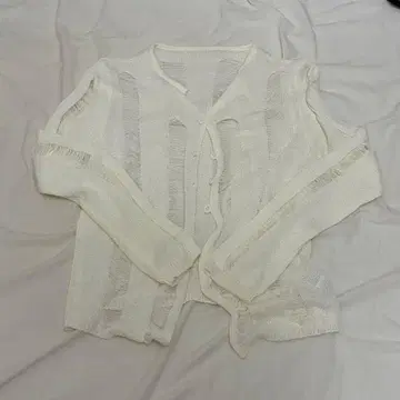 긴팔 가디건 화이트 데미지 페어리 그런지 y2k