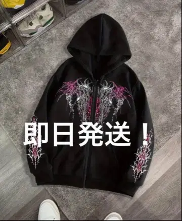 그래픽 프린트 블랙 후드티